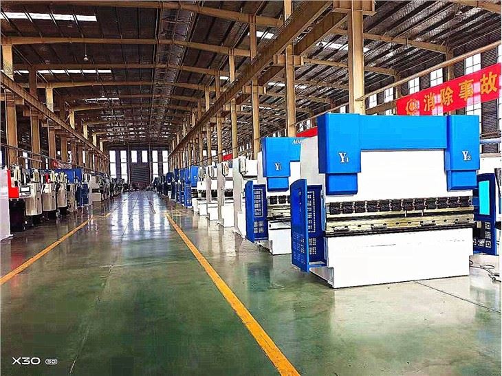 HGWADE-135T/4000 Hydraulic Bending Machine